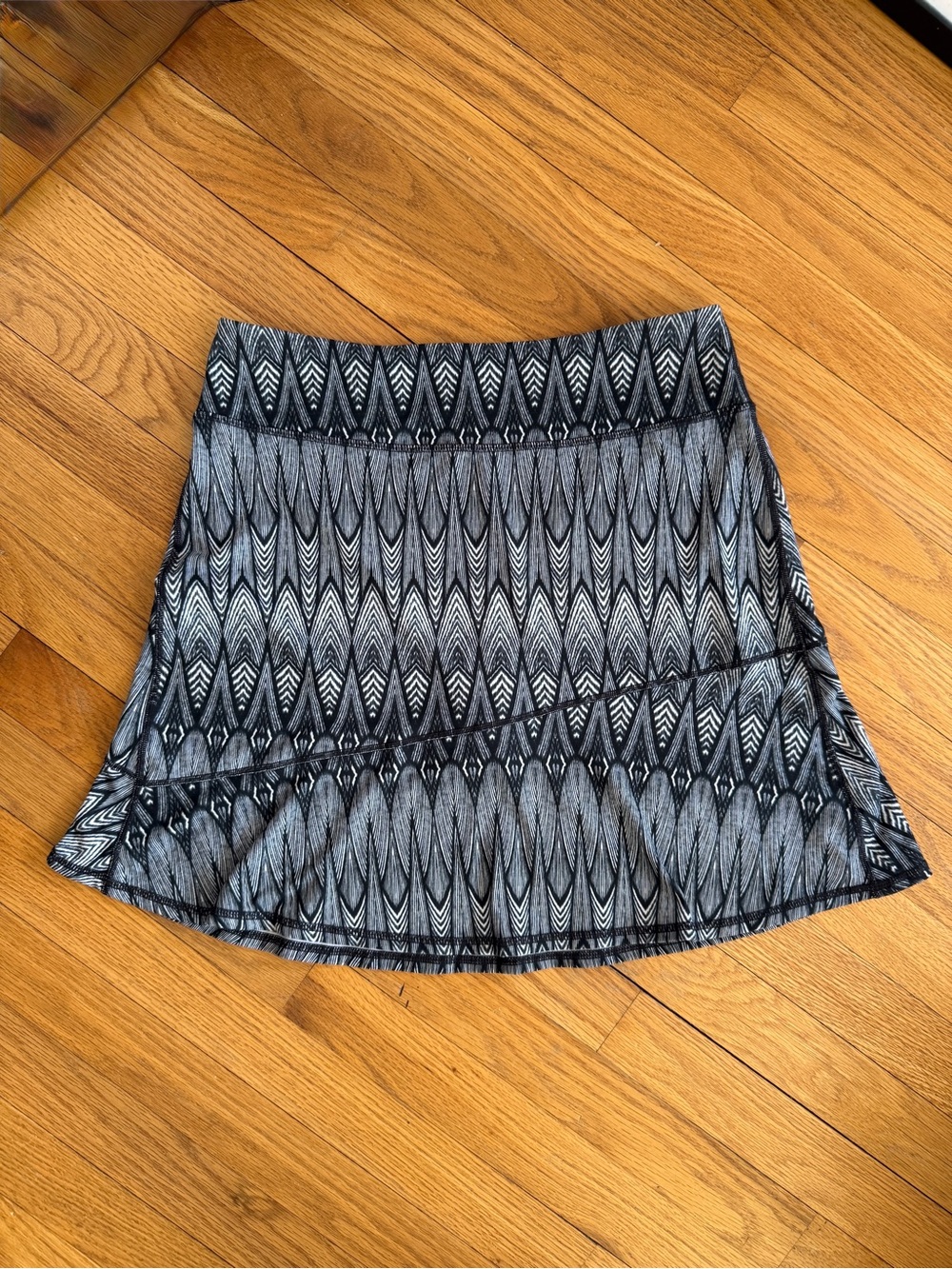 Prana Deedra Feather Print A-line Black Pull-on New with Tags Size S